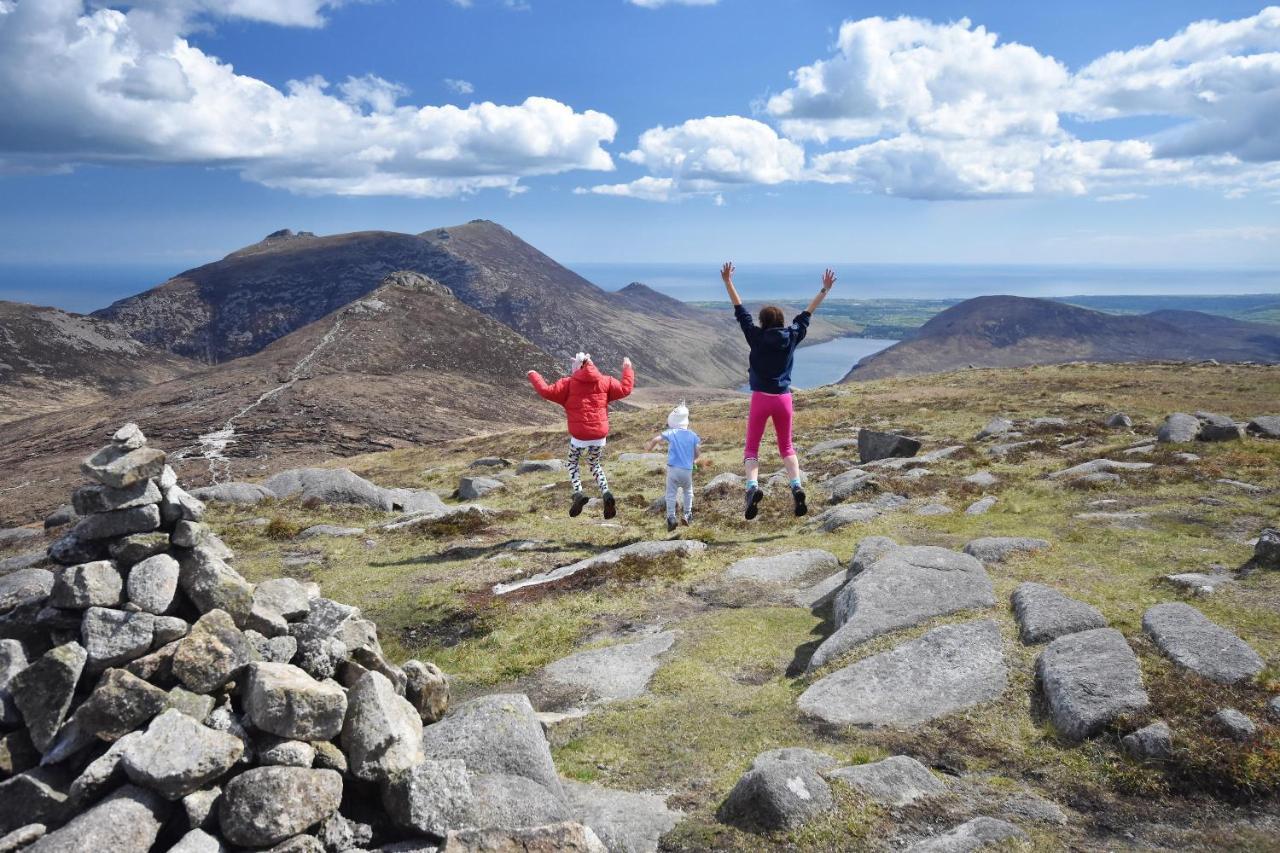 Moneydarragh Cottage With Uninterrupted Mountain And Sea Views- Hot Tub Available For Hire Annalong Bagian luar foto