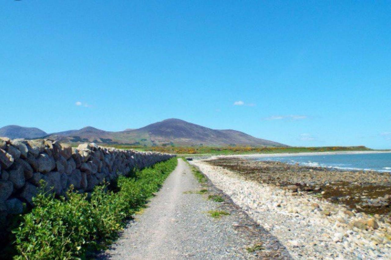 Moneydarragh Cottage With Uninterrupted Mountain And Sea Views- Hot Tub Available For Hire Annalong Bagian luar foto